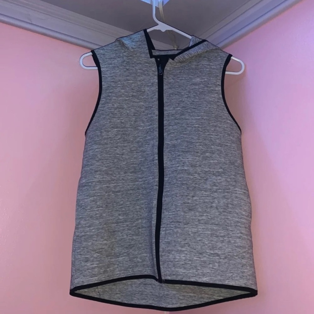 Lululemon Insculpt vest